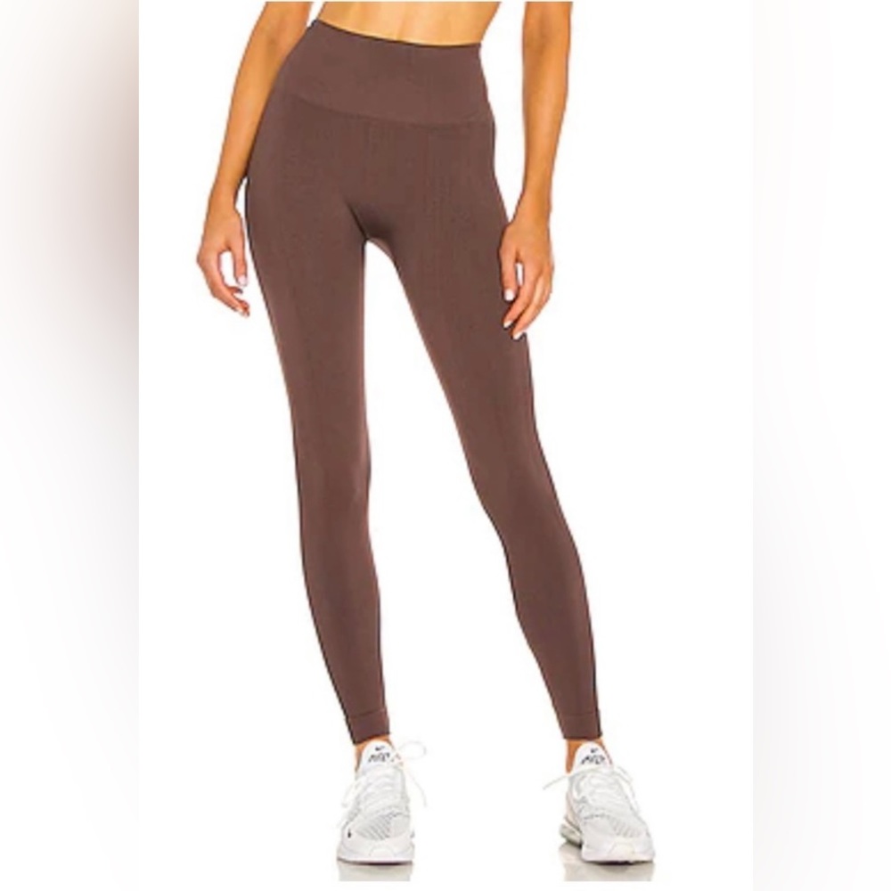 NWT Set Active Small Brown Leggings.